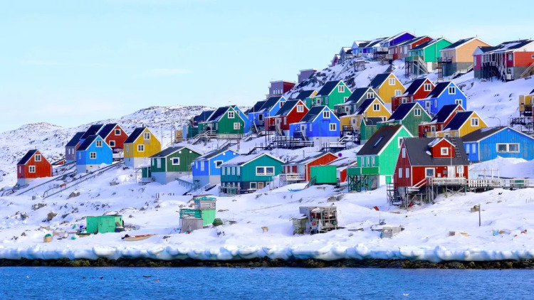Γροιλανδία: Μάθετε τα πάντα για το μεγαλύτερο νησί που «πρέπει να έχει» ο Ντόναλντ Τραμπ
