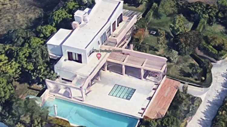 Πλειστηριασμός: Στο στόχαστρο ξανά η οικογένεια Πρινιωτάκη (pics)