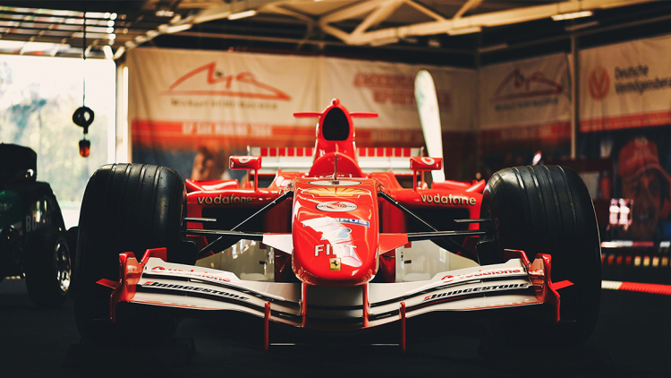 Σε δημοπρασία η θρυλική Ferrari F310B του Σουμάχερ: Το μονοθέσιο που έγινε επενδυτικό asset