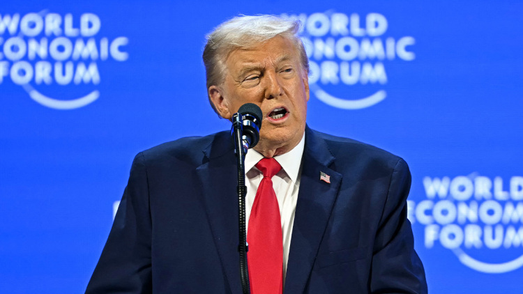 Τραμπ από Νταβός: Θέλω τη Γροιλανδία για βάση του Golden Dome, δεν θα ασκήσω βία, αλλά αν πείτε «όχι» θα το θυμόμαστε