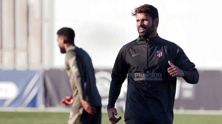 Ντιέγκο Κόστα κατά Κόντε: «Είναι πάντα θυμωμένος με μια μούρη μέχρι το πάτωμα, μάλλον δεν κάνει σεξ στο σπίτι!»
