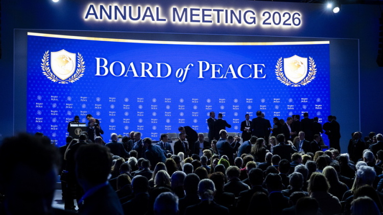 Ο Tραμπ ανακοινώνει το «Συμβούλιο Ειρήνης», δείτε live
