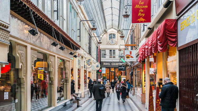 
8 διευθύνσεις για τα καλύτερα αναμνηστικά στο Παρίσι -Αντίβαρο στα βαρετά μαγνητάκια