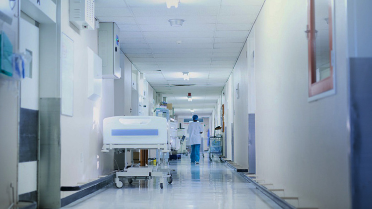 Συναγερμός στην Καστοριά για κρούσματα σαλμονέλας, νοσηλεύονται πάνω από δέκα άτομα, ανάμεσά τους και παιδιά