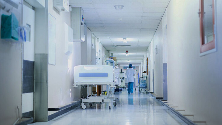 Αγωνία για το εξάχρονο παιδί που διασωληνώθηκε από επιπλοκές της γρίπης, επιδεινώθηκε η κατάστασή του