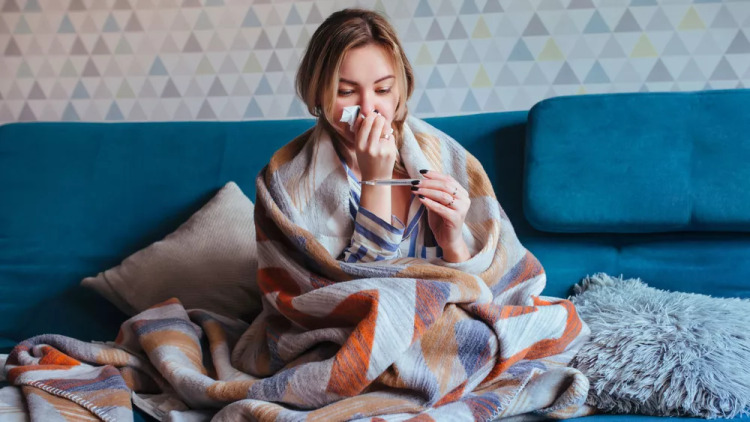 Αναπνευστικές λοιμώξεις: Η γρίπη «κρατά» την πίεση στα νοσοκομεία – Σε ύφεση ο κορωνοϊός
