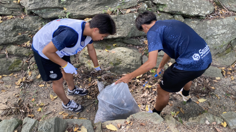 Spogomi: Πώς το μάζεμα σκουπιδιών έγινε άθλημα με Παγκόσμιο Πρωτάθλημα