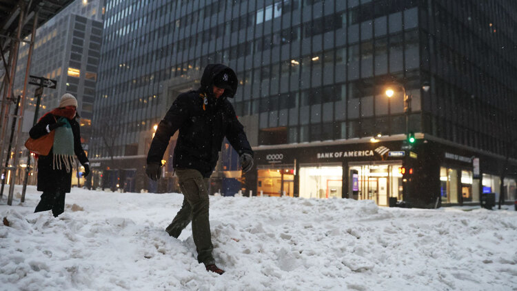 Τουλάχιστον δέκα νεκροί από τη σφοδρή χιονοκαταιγίδα στις ΗΠΑ, σε κατάσταση έκτακτης ανάγκης αρκετές πολιτείες, δείτε βίντεο