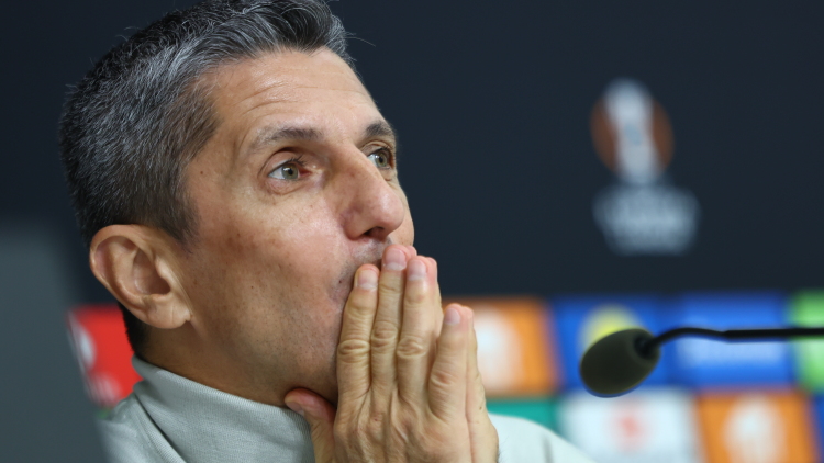 Λουτσέσκου για το δυστύχημα των οπαδών του ΠΑΟΚ: Η θλίψη είναι τεράστια, είναι δύσκολο να το εξηγήσω με λόγια