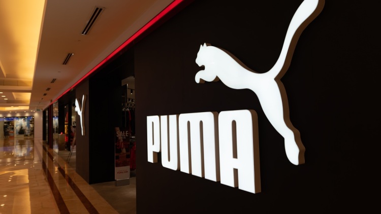 Η κινεζική Anta εξαγοράζει το 29% της Puma έναντι 1,5 δισ. ευρώ