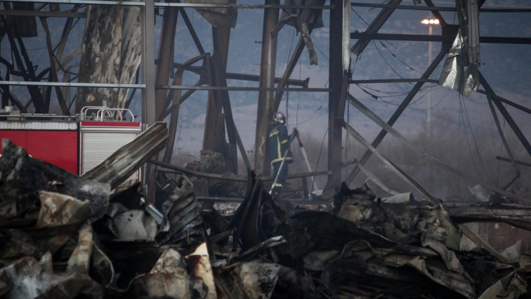 Τρύπα σε σωλήνες προπανίου εντοπίστηκε στο υπόγειο του εργοστασίου Βιολάντα