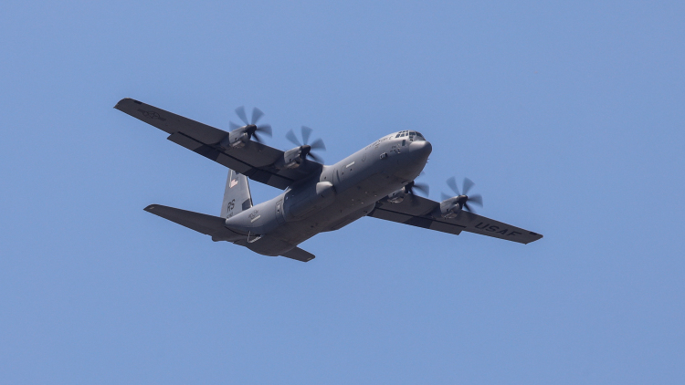 Σε ετοιμότητα C-130 για τη μεταφορά των τραυματιών φιλάθλων του ΠΑΟΚ από τη Ρουμανία στην Ελλάδα
