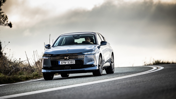 Δοκιμάζουμε το ηλεκτρικό DS No4 - Πόσο κοστίζει στην Ελλάδα;