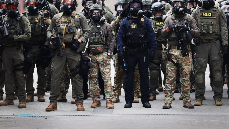 O ICE πηγαίνει στους Χειμερινούς Ολυμπιακούς στο Μιλάνο – Και οι Ιταλοί δεν είναι καθόλου χαρούμενοι
