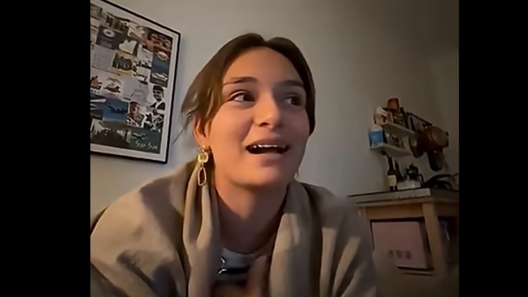 Ισραηλινή ακτιβίστρια είδε τα κανάλια να την παρουσιάζουν ως νεκρή στα επεισόδια του Ιράν: «Είμαι σπίτι, θέλω να πάω για προπόνηση»