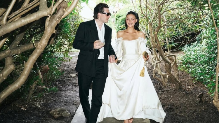 «Με εκπλήσσει ο Μπρούκλιν Μπέκαμ με τη στάση εναντίον των γονιών του, δεν είναι αυτός που γνώρισα», είπε ο διοργανωτής του γάμου του