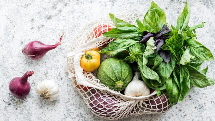 Πώς μειώνουμε τη σπατάλη τροφίμων στην κουζίνα;
