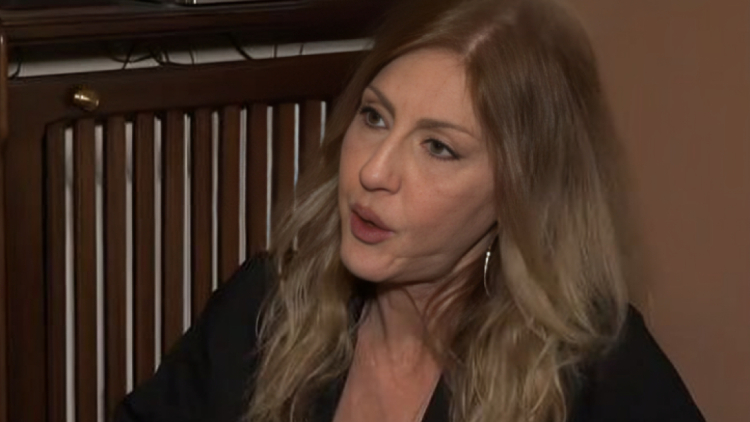 Πέθανε ένα κομμάτι μου, είπε η πρώην σύζυγος του Σπύρου Καρατζαφέρη για τον θάνατό του