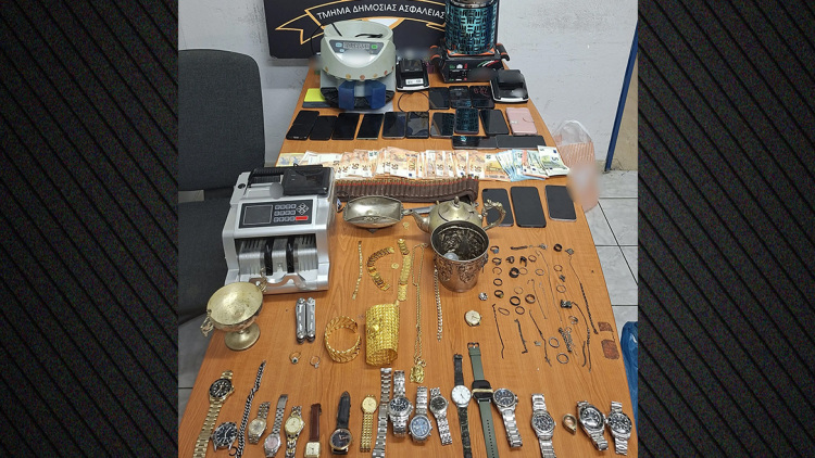 Ζεφύρι: Εντοπίστηκε παράνομο χυτήριο μετάλλων όπου έλιωναν κλοπιμαία - Έξι συλλήψεις