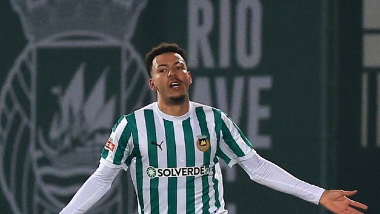 Κλεισμένος και ο Κλέιτον από τον Ολυμπιακό, έρχεται άμεσα στην Αθήνα
