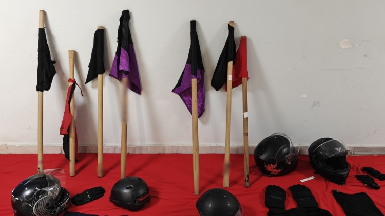 Επεισόδια σε πορεία 150 ατόμων στη Θεσσαλονίκη, τρεις αστυνομικοί τραυματίστηκαν
