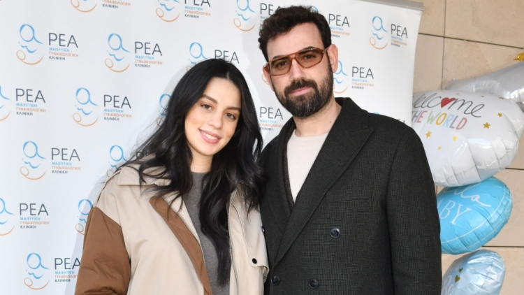 Νίκος Πολυδερόπουλος για τη γέννηση του παιδιού του: Ήμουν μέσα στον τοκετό, υποκλίνομαι στη δύναμη που έχουν οι γυναίκες