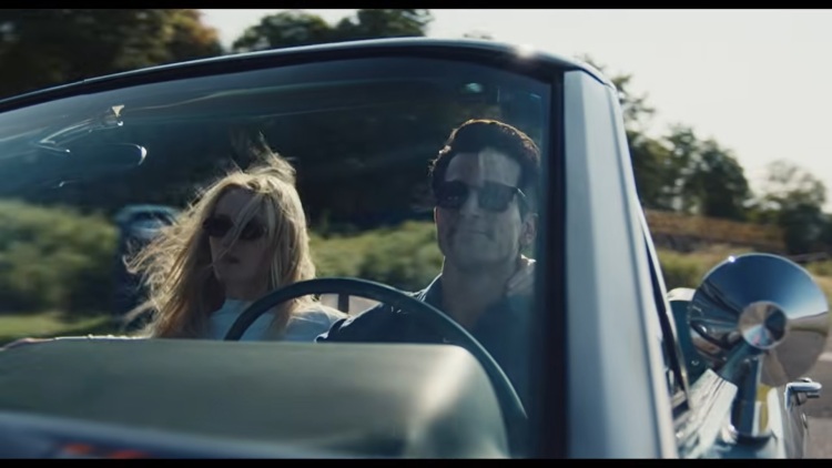 American Love Story: Τι να περιμένουμε από τη σειρά για την Carolyn Bessette-Kennedy και τον John F. Kennedy Jr
