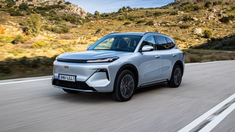 Πρώτη επαφή με το plug-in υβριδικό Geely Starray  - Αυτή είναι η τιμή του στην Ελλάδα