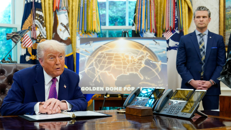 Τι απέγινε ο «Χρυσός Θόλος» του Τραμπ; Γιατί το έργο έχει κολλήσει στα χαρτιά σχεδόν έναν χρόνο μετά