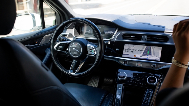 Ταξί χωρίς οδηγό θα κυκλοφορήσουν στο Λονδίνο τον Σεπτέμβριο