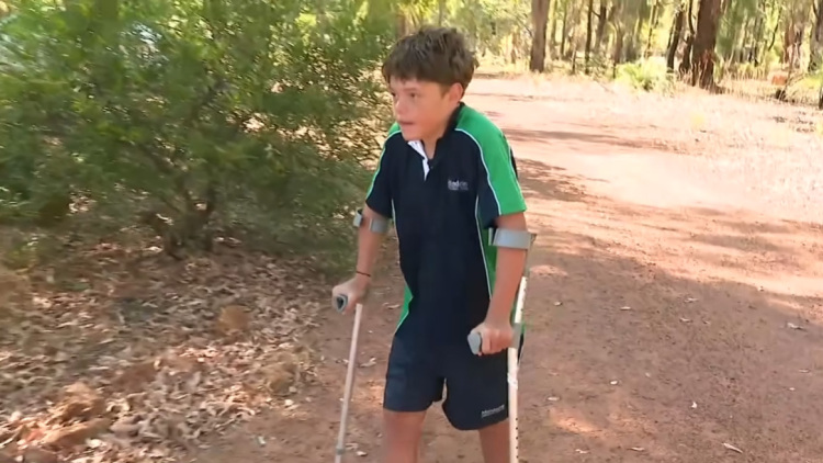 «Δεν ένιωσα ήρωας, απλώς έκανα αυτό που έπρεπε» λέει ο 13χρονος στην Αυστραλία που κολύμπησε ώρες για να σωθεί η οικογένειά του