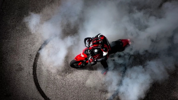 Πότε αλλάζουμε λάστιχα στη μοτοσικλέτα;