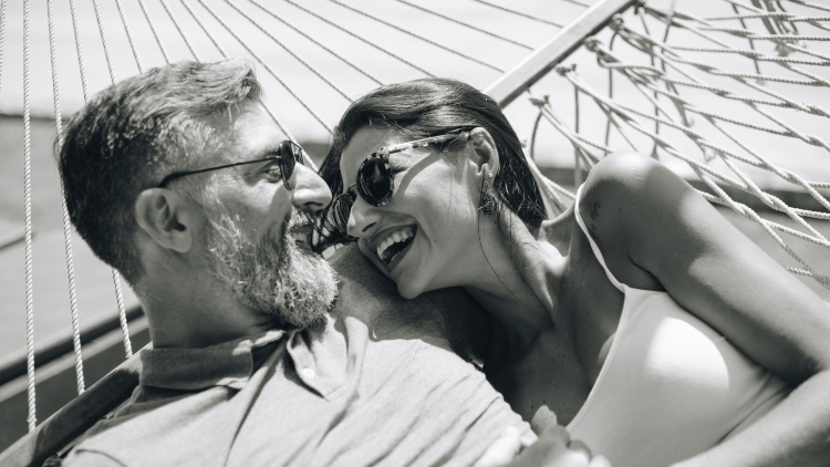 Μπορείτε να περάσετε το boyfriend exam; Οι επιστήμονες δημιούργησαν ένα τεστ για να ελέγξουν τις σχέσεις
