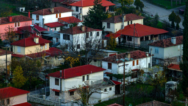 Ανεξερεύνητοι Τόποι: Η διαδρομή μας στη Νέα Βίνιανη Ευρυτανίας -Φύση, παράδοση και ιστορία