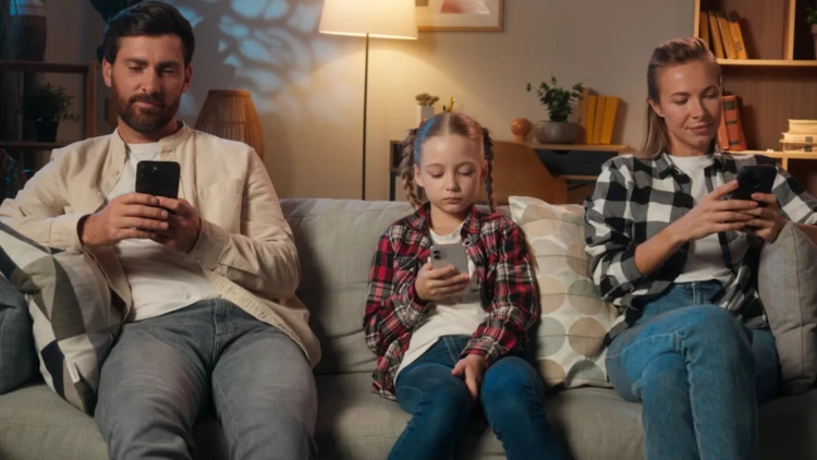 Έρχεται απαγόρευση των social media για παιδιά κάτω των 15 ετών στην Ελλάδα