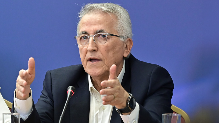 Γιάννης Παναγόπουλος: Ποιος είναι ο «αιώνιος» πρόεδρος της ΓΣΕΕ που ελέγχεται για υπεξαίρεση 2,1 εκατ. ευρώ