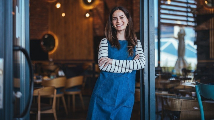 Χρηματοδοτικά Προγράμματα για Μικρομεσαίες Επιχειρήσεις: Στήριξη και συμβουλευτική καθοδήγηση από την Εθνική Τράπεζα