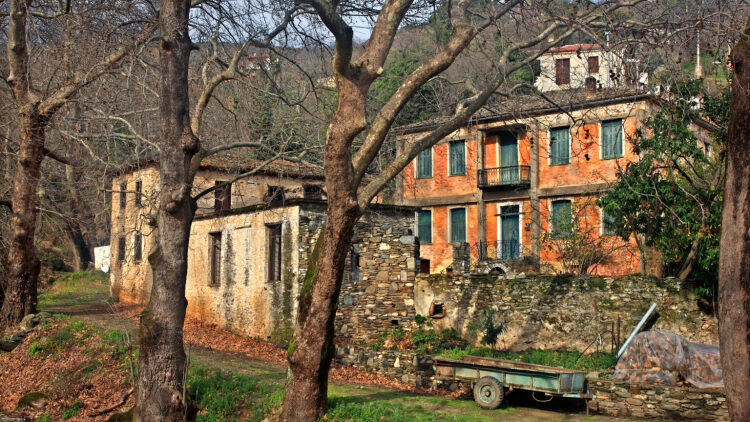 Ο Κίσσαβος της φύσης και της παράδοσης: Χωριά, μονοπάτια και εξερεύνηση