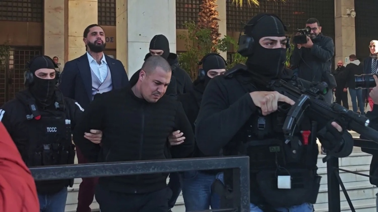 Οικογενειακός εμφύλιος για το διπλό φονικό στη Φοινικούντα: Αγωγή για να κηρυχθεί ανάξιος κληρονόμος ο ανιψιός