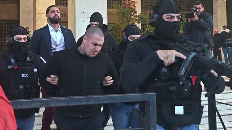 Οικογενειακός εμφύλιος στη Φοινικούντα: Αγωγή για να κηρυχθεί ανάξιος κληρονόμος ο ανιψιός