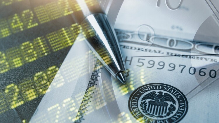 Blοomberg: H Κίνα ζήτησε από τις τράπεζες να μειώσουν θέσεις σε αμερικανικά ομόλογα