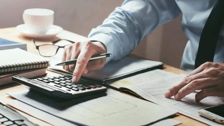 Νέο παράθυρο προστασίας για χιλιάδες πολίτες: «Φρένο» στις κατασχέσεις για χρέη από δήμους με τον εξωδικαστικό μηχανισμό
