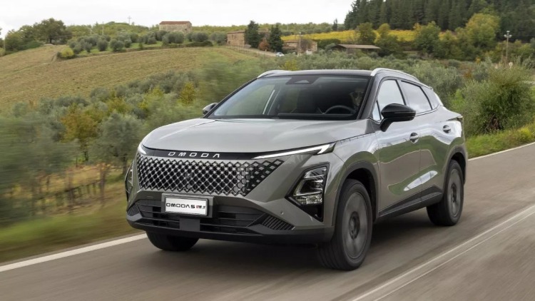 Το νέο Omoda 5 SHS-H πάτησε Ελλάδα - Τιμές και εξοπλισμός
