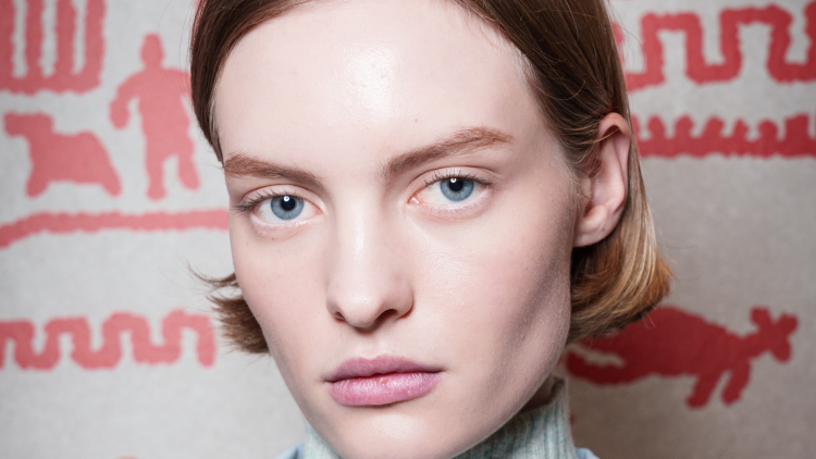 Face Mapping: Τι σημαίνουν τα σπυράκια σε συγκεκριμένα σημεία του προσώπου;
