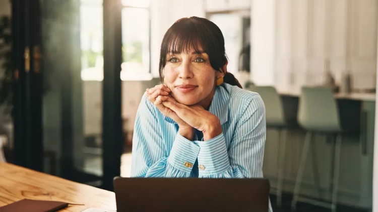 Οι 2 «παρεξηγημένες» συνήθειες που μπορεί να είναι σημάδια υψηλής ευφυΐας
