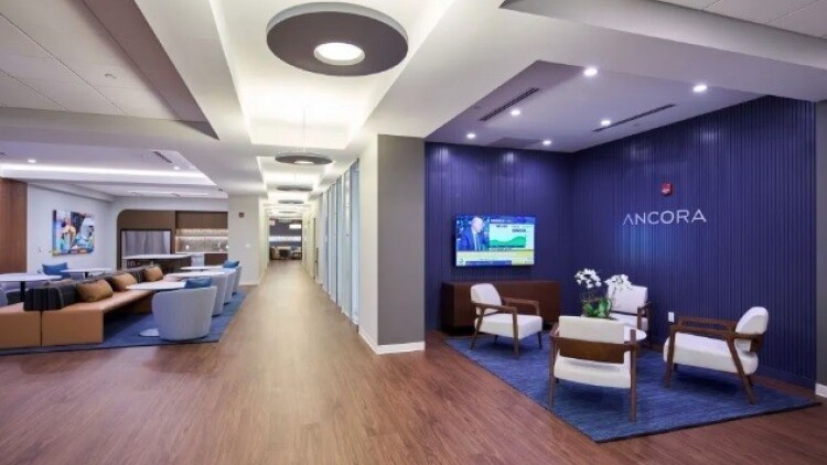 Ancora Holdings: Αποκτά μερίδιο στη Warner Bros και μπαίνει «σφήνα» στο deal με τη Netflix