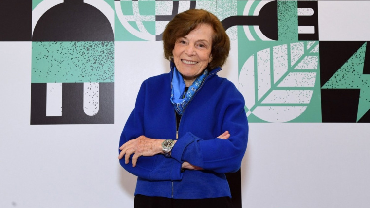 Σίλβια Ερλ: Η θαλάσσια βιολόγος που θεωρεί «ψευδαίσθηση» την εξόρυξη κρίσιμων μετάλλων από τον βυθό
