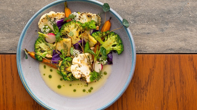 Amphibian: Υψηλή τεχνική χωρίς τη φόρμα του fine dining