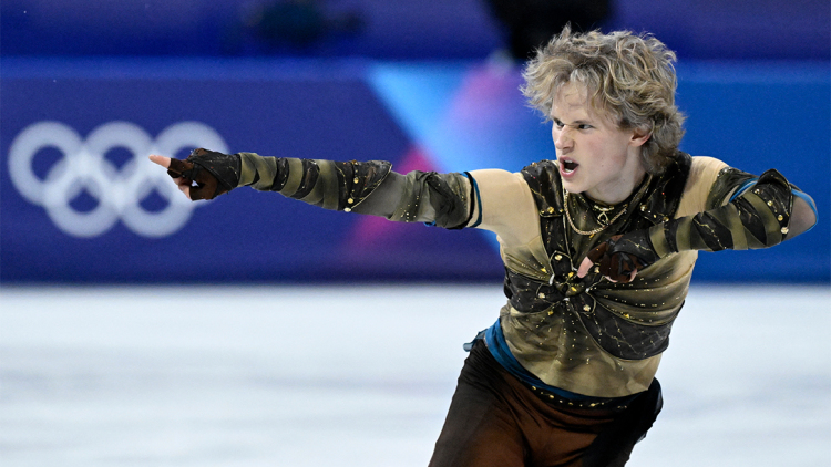 Ολοι μιλούν για τον θεό του τετραπλού άξελ – Το «χρυσό» μάρκετινγκ πίσω από το παιδί-θαύμα