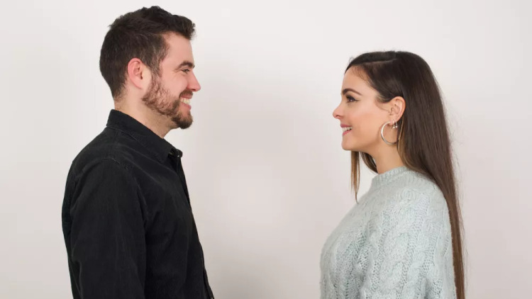 Έρευνα αποκαλύπτει πώς είναι ο «τέλειος» άνδρας και η «τέλεια» γυναίκα για κάθε γενιά – Από τους boomers στην GenZ
